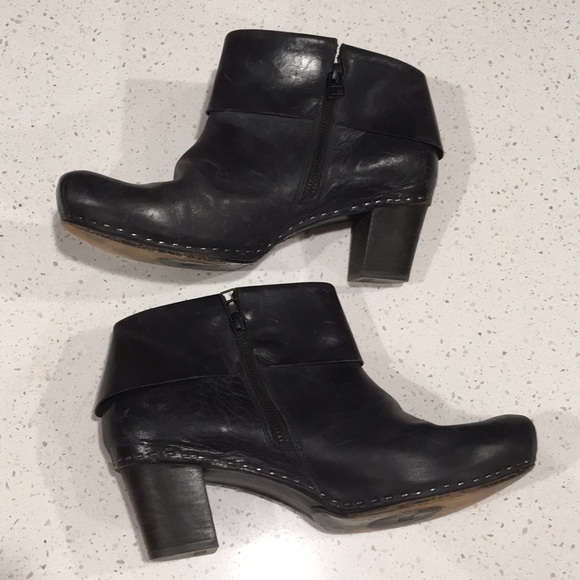 vialis Black Leather Heeled Booties - Picture 8 of 8